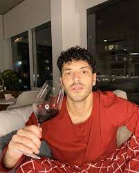 Juan ingaramo age, height, biography, wiki & updates november 12, 2020. Juan Ingaramo On Twitter Duchita Pijama Cenita Y A La Cama