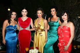 Nesreen tafesh نسرين طافش هي ممثلةٌ شابةٌ تنحدر من أقطارٍ عربية عدة، اشتُهرت على ساحة الدراما السورية والعربية، وشاركت في العديد من الأعمال الدرامية المميزة. Ù…Ø³Ù„Ø³Ù„ ØµØ¨Ø§ÙŠØ§ Ø§Ù„Ø¬Ø²Ø¡ Ø§Ù„Ø«Ø§Ù†ÙŠ Ù‡Ø§ÙŠ Ø§ÙˆÙˆÙ„ Ø³ØªØ­Ù„ Ø§Ù„ÙÙ†Ø§Ù†Ø© Ù†Ø³Ø±ÙŠÙ† ÙŠØ¹Ù†ÙŠ Ø±Ø­ ØªØ¬ÙŠ Ù†Ø³Ø±ÙŠÙ† Ø·Ø§ÙØ´ Ø¨Ø§Ø®Ø± Ø­Ù„Ù‚Ø© ÙƒØ¶ÙŠÙØ© Ùˆ Ù…Ø§ Ù‚Ù„ØªÙˆÙ„ÙŠ ÙƒÙŠÙ Ø´ÙØªÙˆÙ„ÙŠ Ø§Ù„Ù…Ø³Ù„Ø³Ù„ Ù„Ù‡Ù„Ø£ Ù„Ø³Ø§ ÙÙŠ Ù…ÙØ§Ø¬Ø§Øª Ù…Ø§ Ø­Ø¯Ø§ Ø¨ÙŠØªÙˆÙ‚Ø¹Ø§ Facebook