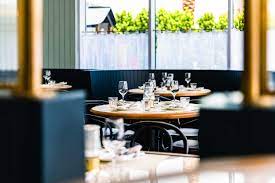 When you're in freeport and looking for a great place for american food, drop by the maine dining room for some of our tasteful soup 🥣. Studio City
