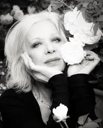 ZOË LAW (@zoelawlondon) • Instagram photos and videos