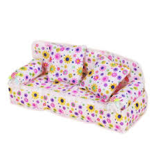 An armchair is an interesting character. Barbie Grosse Mobel Blumendruck Sofa Couch Kaufland De