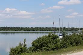 Das wassersportcenter mandichosee befindet sich am ostufer der lechstaustufe 23 zwischen königsbrunn und mering. Freizeit Gemeinde Merching