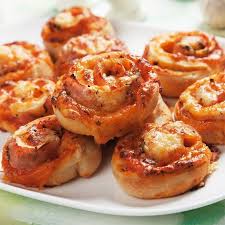 Low Carb Rezept Des Tages On Instagram Pizza Cheese Rollen Zutaten 4 Portionen Fur Die Teigrolle