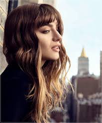 Trending hairstyles short bob hairstyles men's hairstyles formal hairstyles medium hair styles curly hair styles short straight hair long curly lob haircut. Medium Haircuts Winter 2020 2021 Trends In 50 Photos