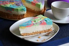 Das Rezept Fur Die Bunte Kase Sahne Torte Sorgt Fur Gute Laune An Der Kaffeetafel Das Schmeckt Nicht Nur Kinde Kase Sahne Torte Rezept Kase Sahne Torte Kuchen