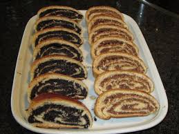 Schneller Hefeteig Strudel Mit Mohn Und Nussfullung Kochen Backen Leicht Gemacht Mit Schritt Fur Schritt Bildern Von Mit Slava Rezept Kochen Und Backen Blechkuchen Einfach Schnell Mohnstrudel