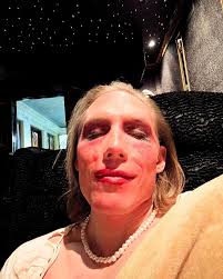 The strike is over which means I can finally go back to being a serious  actor