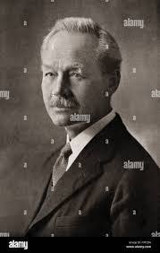 Reginald Abel's Instagram, Twitter & Facebook