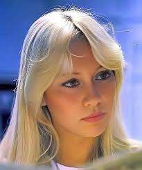 AGNETHA FÄLTSKOG 🌻💐🍁🍂🌿☀️