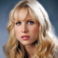 Lucy punch grew up in london and was a member of the national youth theatre in her late teens before going to university college london to read history. Lucy Punch Verlobt Mediamass
