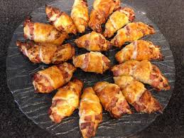 zoom superleckere und schnell zubereitete apero schinkengipfeli schinkengipfeli rezept schinkengipfeli essensrezepte