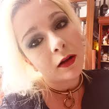 Lina Power's Instagram, Twitter & Facebook