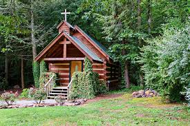 Browse cabin rentals in pigeon forge, tn. Creekside Cove By Hearth Side Cabins Pigeon Forge Tennessee Wedding Venue