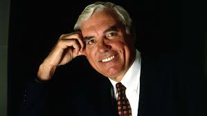 Dave DeBusschere, atacante implacável nas equipes do Knicks, o homem que  selecionou Patrick Ewing na primeira loteria da NBA em 1985