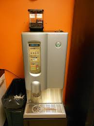 Amazing Office Coffee Machine By Starbucks In The Nyc Linkedin Office You Can Find O Starbucks Coffee Machine Coffee Making Machine Starbucks Coffee Maker