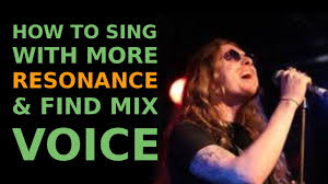 Why vibrato can sometimes be intrusive to the ear of the listener. How To Sing Vibrato In 5 Steps Bohemian Vocal Studio