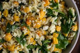 Our table almost always includes bread like biscuits or rolls for soaking up roast juices, but it also needs a. 15 Easy Side Dishes To Serve With Beef Tenderloin Side Dishes Easy Pasta Side Dishes Beef Tenderloin