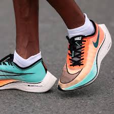 Super Cushioned Running Shoes Are All The Rage But Aren T Foolproof The New York Times