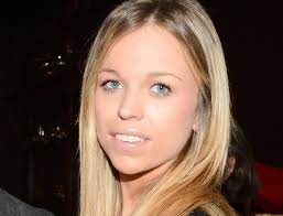 Socialite Jacqueline Kent Cooke accused of smacking lawyer with her glass  purse in anti-Semitic attack