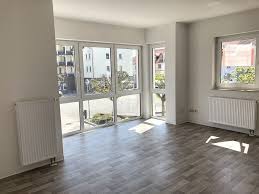 Mietwohnung von privat, von immobilienmaklern oder der kommune finden. 2 Zimmer Wohnung Zu Vermieten Am Markt 5 04567 Kitzscher Leipzig Kreis Mapio Net