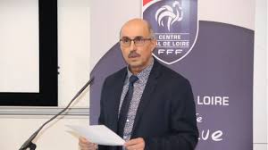 Du moins éducateur de football. Antonio Teixeira Reelu President De La Ligue De Football Du Centre Val De Loire