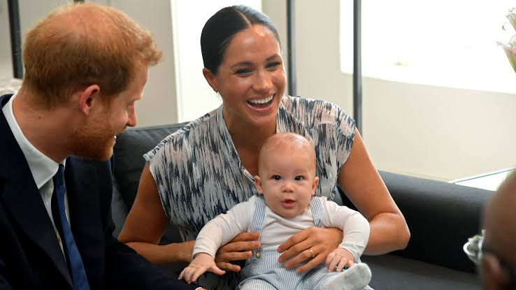 Baby Archie Harrison Mountbatten Windsor Is Crawling And Has Teeth