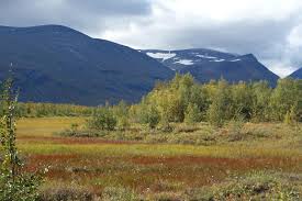 Kungsleden (king's trail) is a hiking trail in northern sweden, approximately 440 kilometres (270 mi) long, between abisko in the north and hemavan in the south. All You Need To Know To Hike The Kungsleden Let S Go