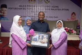 Pertubuhan ibu tunggal kebangsaan malaysia parlimen kelana jaya, subang jaya. Dr Zambry Hargai Peranan Ibu Tunggal Bantu Bn Suara Perak