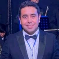 300+ perfiles de «Dionisio»