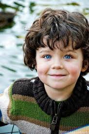 Pin By Q N On طفولة Black Hair Blue Eyes Dark Hair Blue Eyes Black Hair Boy