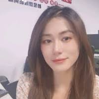 Janice Chiu's Instagram, Twitter & Facebook