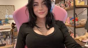 TW Pornstars - Hannah Owo (she/they). The most liked pictures and ...