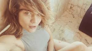 Laura chiatti (castiglione del lago, 15 luglio 1982) è un'attrice e modella italiana. Laura Chiatti Bella E Seducente Senza Un Filo Di Trucco Foto