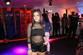 See more of mel maia on facebook. Mel Maia Ganhou Alianca De Joao Pedro Ao Ser Pedida Em Namoro Deixar Marcado Mel Maia Torcedor Fluminense Namorados