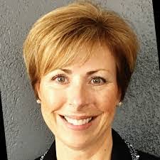 Laura Poleski's Instagram, Twitter & Facebook