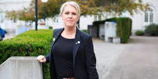 Iltalehden artikkelit, joissa esiintyy henkilö lena hallengren. Smalanning Ny Jamstalldhetsminister