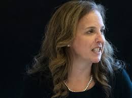 Sen. Jones holds roundtable