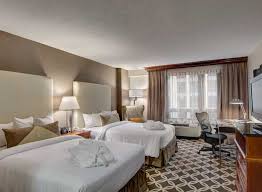 Unwind in expansive accommodations featuring tranquil color palettes, scenic views and design accents that pay tribute to dc's illustrious history. Hotel In Der Innenstadt Von Washington Dc Hilton Garden Inn Washington Dc