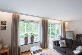 Als zweites solltest du über den raum, den du beleuchten möchtest, und das, was du darin tust in manchen räumen ist helle, praktische beleuchtung wichtig. Herrlich Helle Wohnzimmerdecke Mit Led Beleuchtung