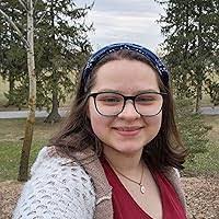 Lilly Walsh's Instagram, Twitter & Facebook