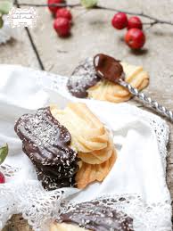 Spritz De Noel Chocolat Et Noix De Coco En 2020 Recette Gateau Coco Spritz De Noel Alimentation