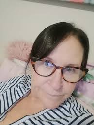 Introduction and hobbies of a 52-year-old woman