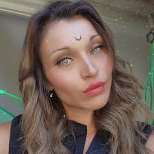 Sandra Martin (@SandraMartinHQ)