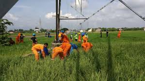 Maybe you would like to learn more about one of these? Tower Sutet Rembang Roboh Pasokan Listrik 26 Kecamatan Terganggu Ekonomi Bisnis Com