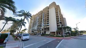 邁阿密大樓倒塌釀4死 159人失聯搜尋中 tvbs 更新於 14分鐘前 • 發布於 18分鐘前 • 林保宏 美國邁阿密一棟大樓24日凌晨2時突然發生崩塌事件。（圖／翻攝自推特） 美國佛羅里達州邁阿密海灘（miami beach,. Vtxlvcu6bc4dhm