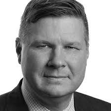 Scott Neptune's Instagram, Twitter & Facebook