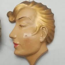 Mid Century Chalkware Kissing Couple Wall Hangings Art