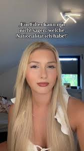 Mandy Hess's Instagram, Twitter & Facebook