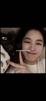 Won Jian and Choi Seung Hyun Hug