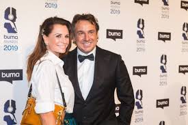 Zanger marco borsato zou leontine niet alleen bedrogen hebben met iris hond en zijn voormalige volgens weekblad privé zou hij ook het bed hebben gedeeld met een gezamenlijke vriendin van. Hun Sprookjeshuwelijk Is Definitief Voorbij Waarom De Sch Het Nieuwsblad Mobile